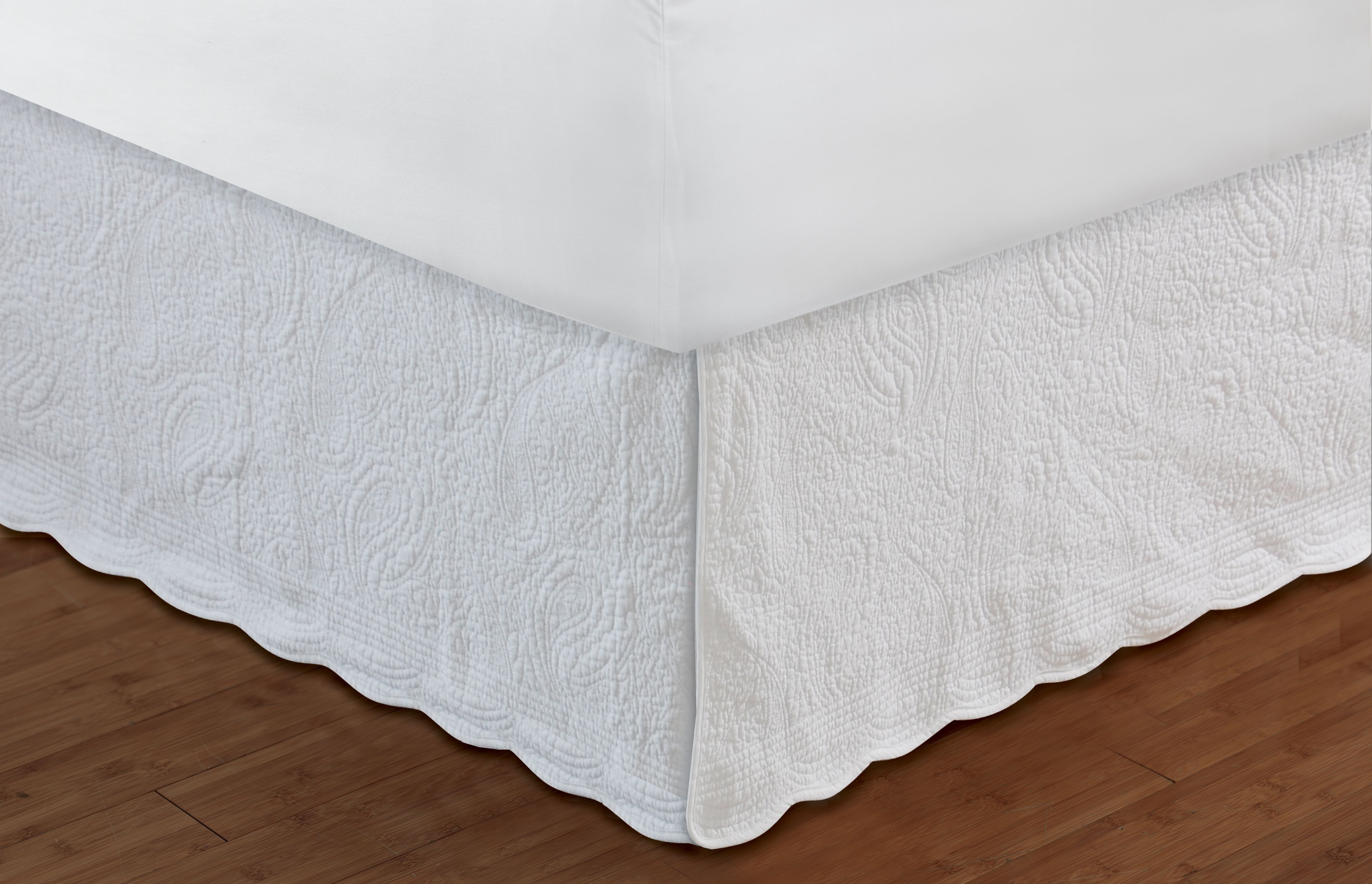 Global Trends Paige Quilted White Bed Skirt 18" Twin