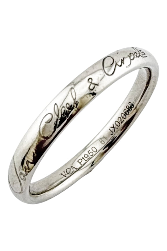 Pre-Owned Van Cleef & Arpels Tendrement Ring, Platinum 950, Men's and Women's Ring.