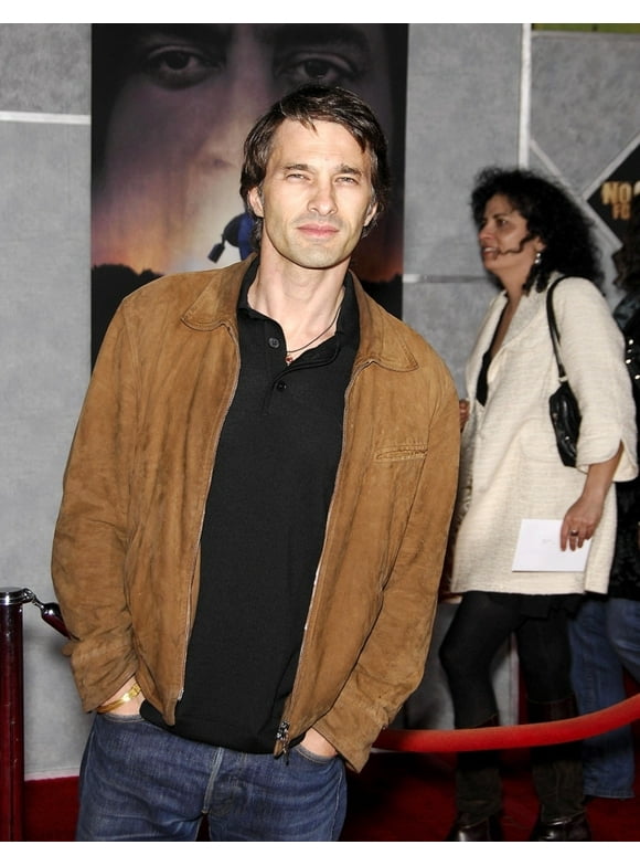 Olivier Martinez At Arrivals For No Country For Old Men Premiere, El Capitan Theater, Los Angeles, Ca, November 04, 2007. Photo By Michael