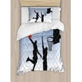 thumbnail image 1 of Ensemble de Housse de Couette Lunarable Sports, Thème Basketball dans la Rue 2 Joueurs sur, 1 of 6