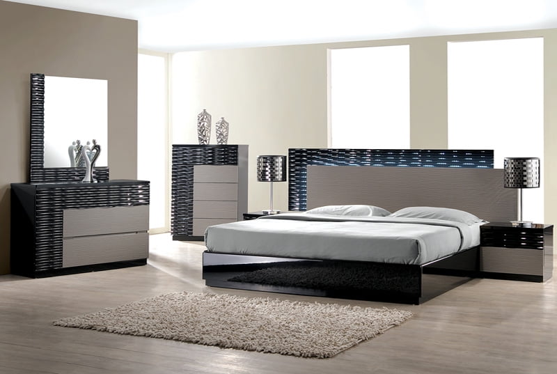 Modern Romania 4 Piece Bedroom Set Queen Size Bed Leather Like