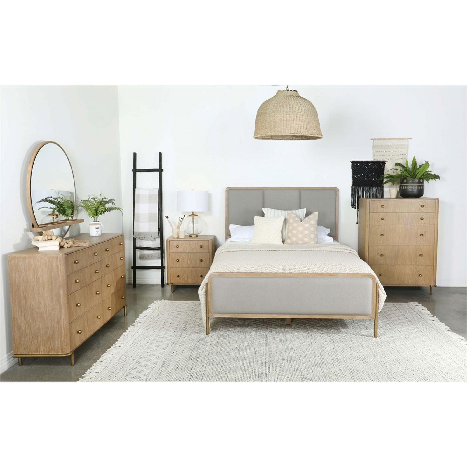 Arini 3-drawer Nightstand with Dual USB Ports Sand Wash