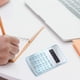 thumbnail image 1 of Calculadora estándar de 8 dígitos con pantalla grande y botones redondos | Calculadora básica de escritorio con teclas silenciosas y sensibles, 1 of 7