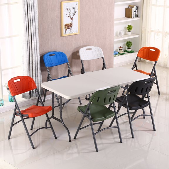 Outdoor Plastic Tables