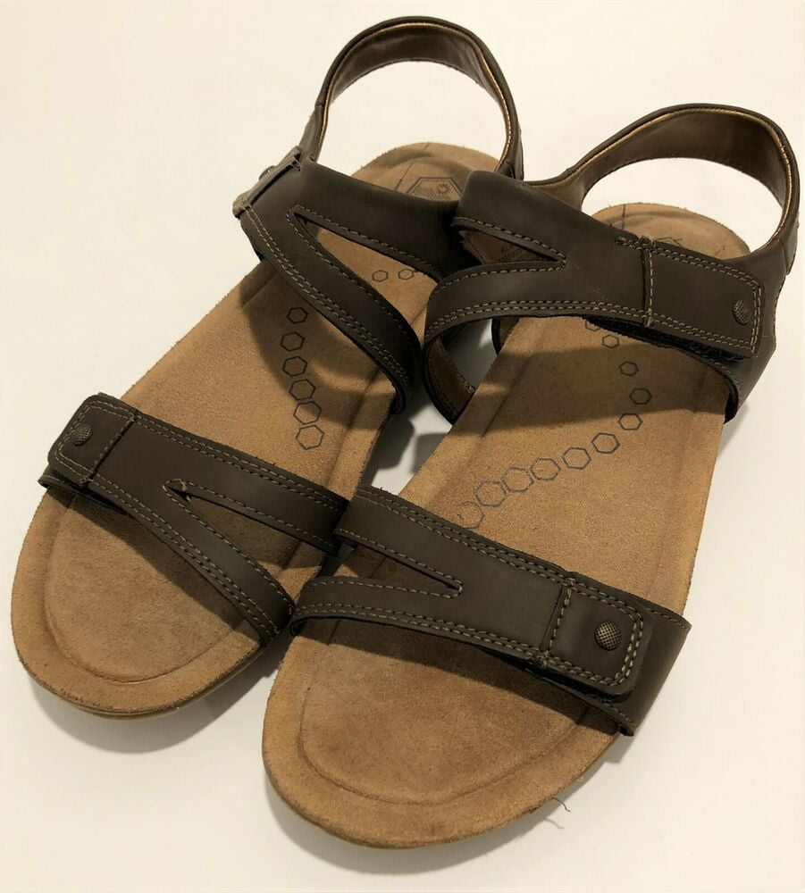 Khombu Womens Solace Ava Sport Comfort Footbed Outdoor Sandals