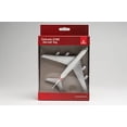 thumbnail image 1 of Avión A380 Daron Emirates, 1 of 11