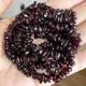 thumbnail image 2 of Cuentas de piedra granate roja irregulares naturales de 3 a 8 mm, chips de grava, cuentas espaciadoras sueltas para hacer joyas, accesorios para collares y pendientes, 2 of 5