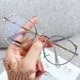 thumbnail image 1 of Adaptación a múltiples escenarios Tendencia de personalidad Orejas de gato Espejo plano Las lindas gafas anti-luz azul para niñas se pueden elegir con lentes de miopía, 1 of 6
