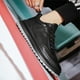 thumbnail image 1 of Zapatillas deportivas para correr acogedoras mujeres hombres zapatos transpirables antideslizantes (40) negro Wdftyju Tenis De Mujer Tenis De Hombre, 1 of 8
