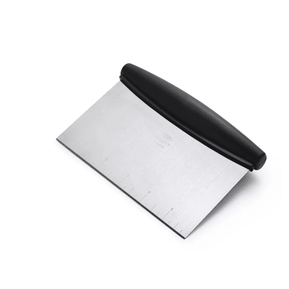 OXO Stainless Steel Multi-Purpose Scraper and Chopper: Kitchen Bench & Food Scraper, Dishwasher-Safe, Black