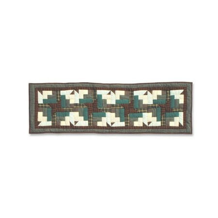 Patch Magic Cranberry Pinwheel Table Runner