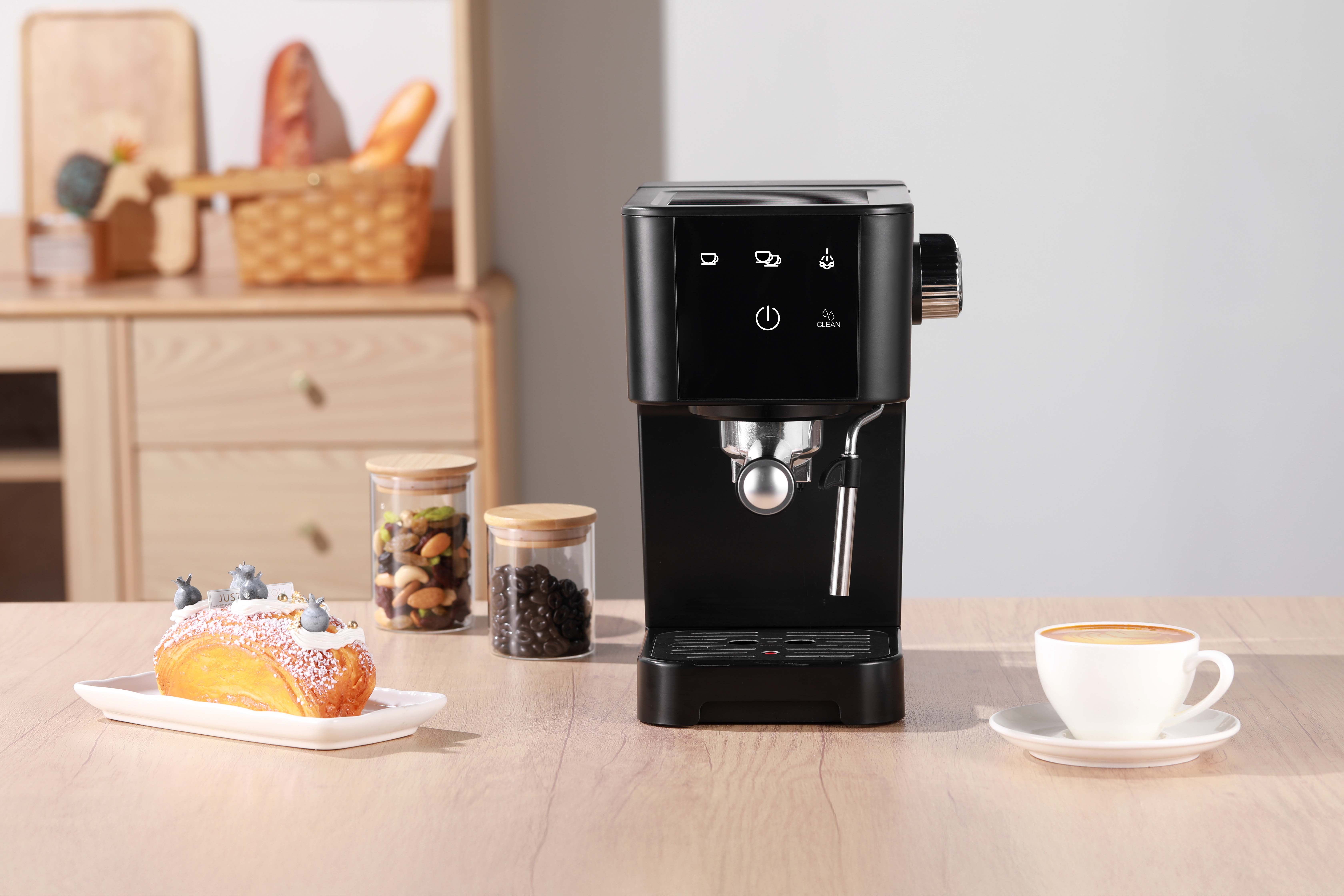 Mainstays Espresso Maker - 15 Bar Pressure - Matte Black