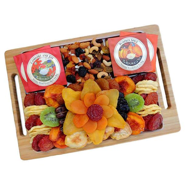 Vacaville Fruit Company 33 oz, Dried Fruit & Nuts Bamboo Serving Tray