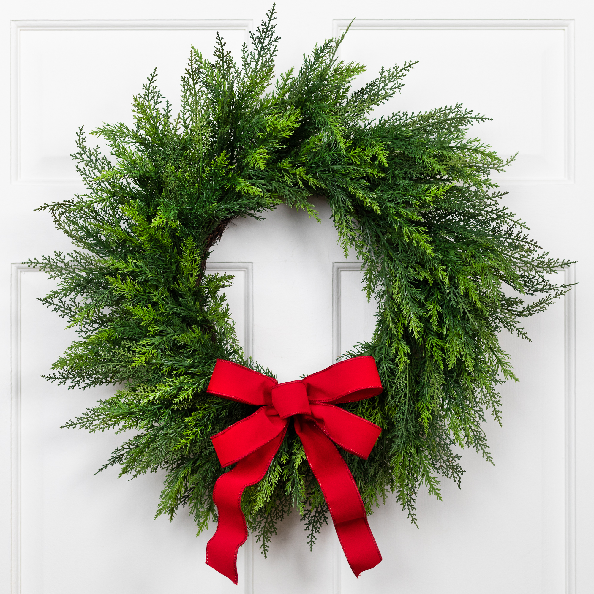 Cedar Artificial Christmas Wreath - 24" - Unlit
