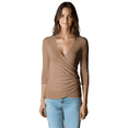 thumbnail image 1 of Blusa Mujer Manga 3 Cuartos Cuello V Comodidad y Estilo, 1 of 5