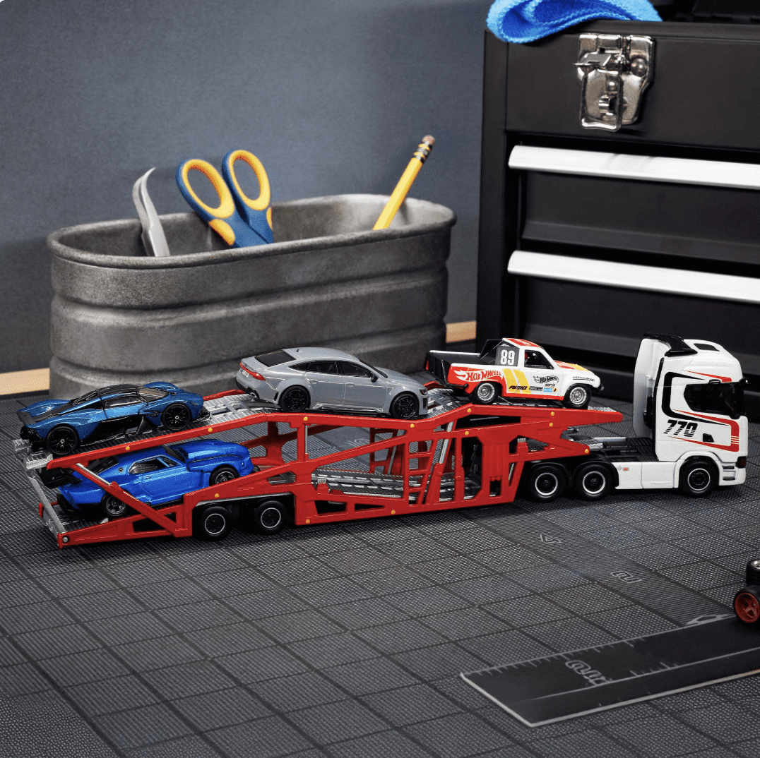 Hot Wheels Elite64 Assorted 1:64 Diecast (Model:Scania 770 S
