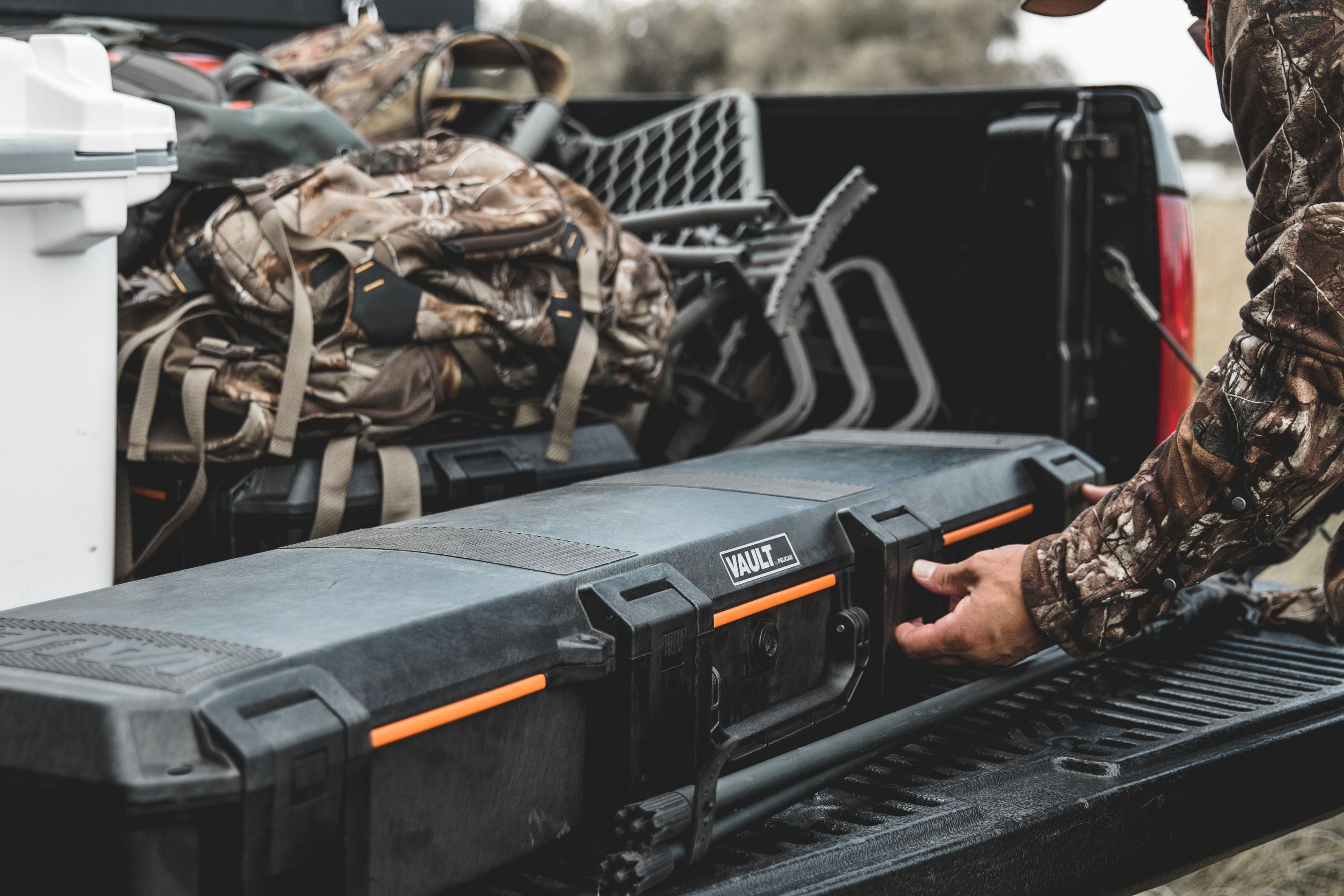 Vault by Pelican V770 Single Rifle Case Crushproof, Dustproof, Weather Resistant, Heavy-Duty Handles, 4 Layers of Foam, 4 Push Button Latches - Black