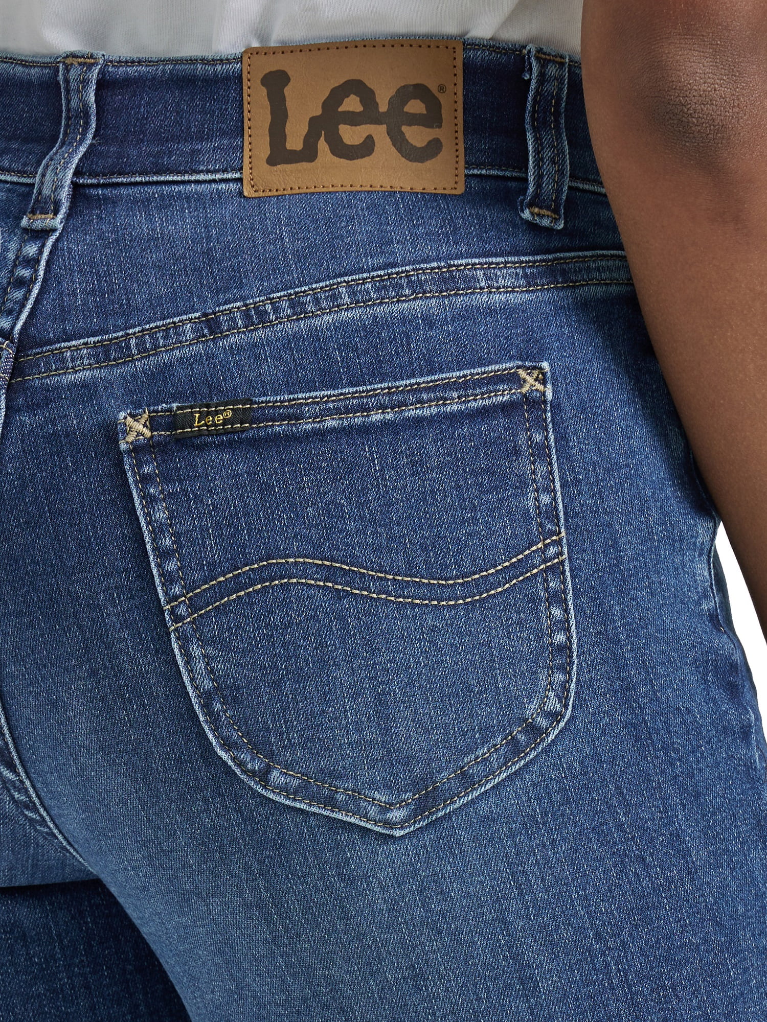 Lee® Women's Ultra Lux Comfort with Flex Motion Straight Leg Jean