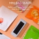 thumbnail image 2 of ckepdyeh Sellador de bolsas de plástico para almacenamiento de paquetes Mini máquina selladora Prácticas pegatinas y sellos para alimentos Snack Accesorios de cocina Blanco, 2 of 8