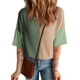 thumbnail image 1 of Camiseta Dokotoo para mujer, manga corta, cuello en V, color verde, 1 of 6