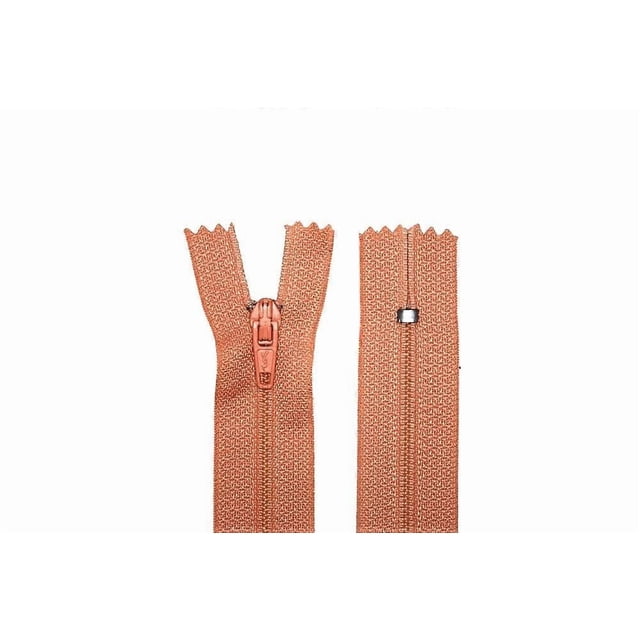 Avanti Polyester 14 inch Zipper, Plastic and Polyester Zipper, Peach, 25 Pack
