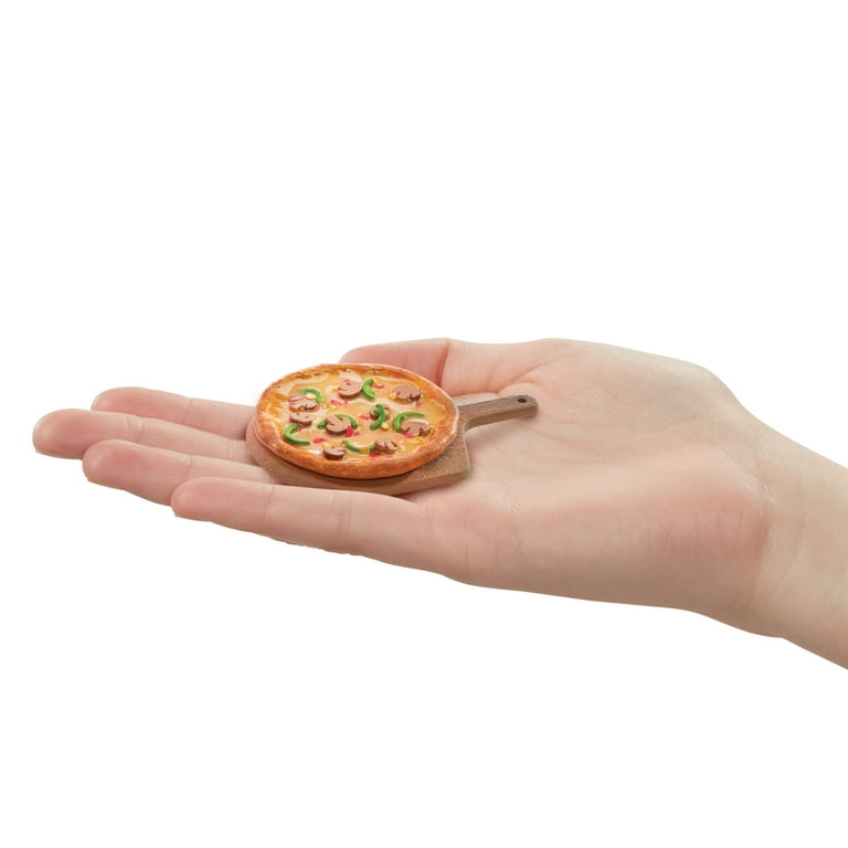 MGA's Miniverse Make It Mini Food Pizza Party