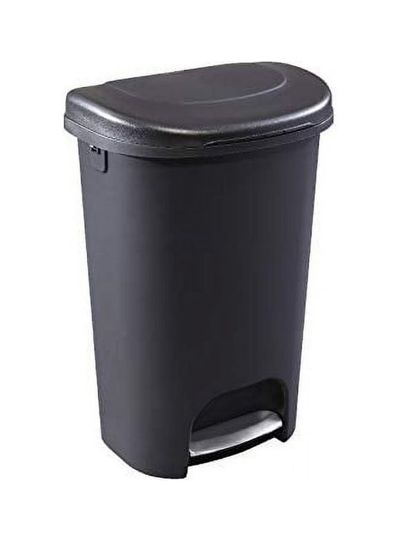 Rubbermaid Trash Cans in Trash Cans