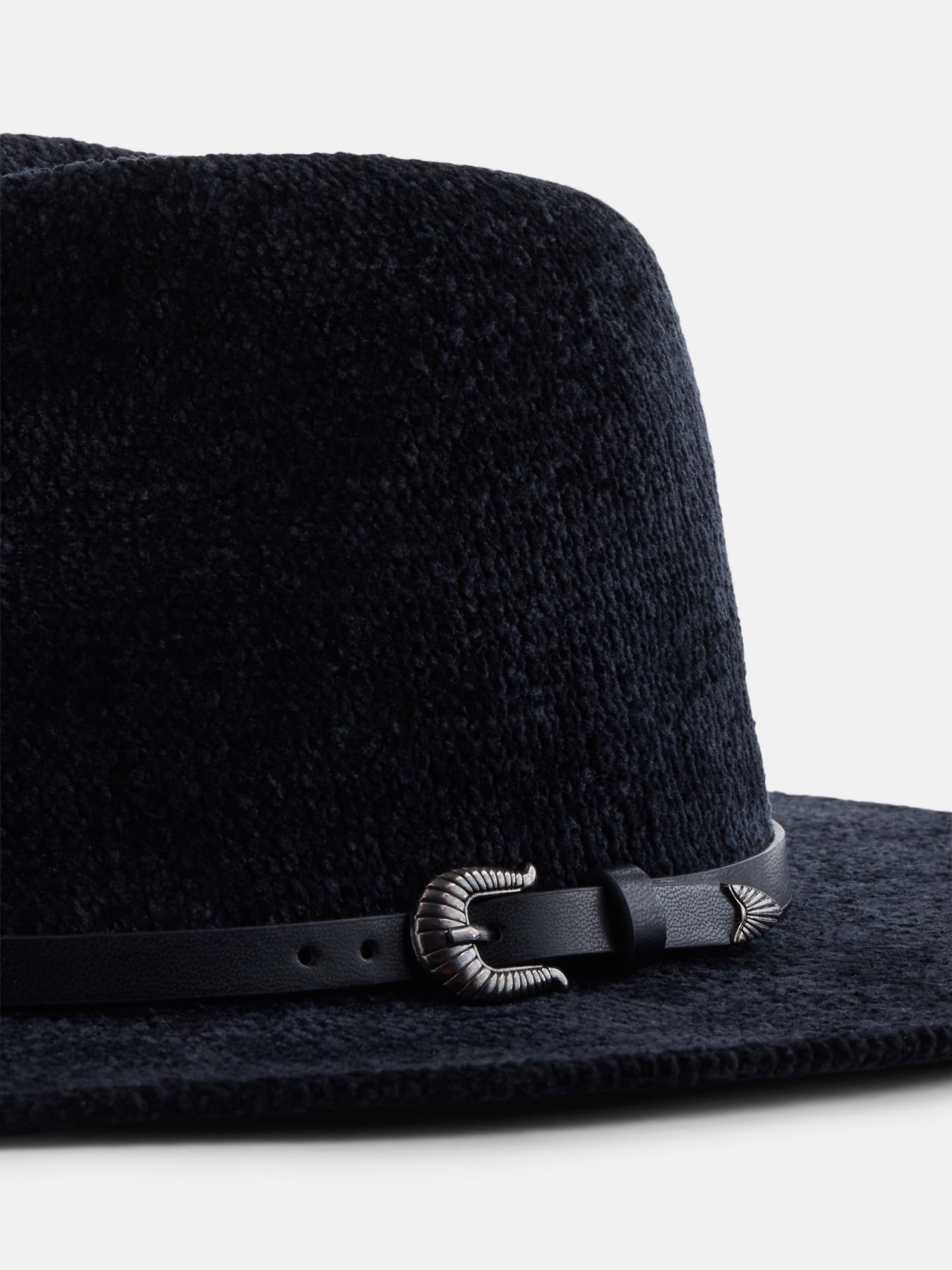 Scenario Women's Chenille Knit Fedora with Croissant Buckle, Black