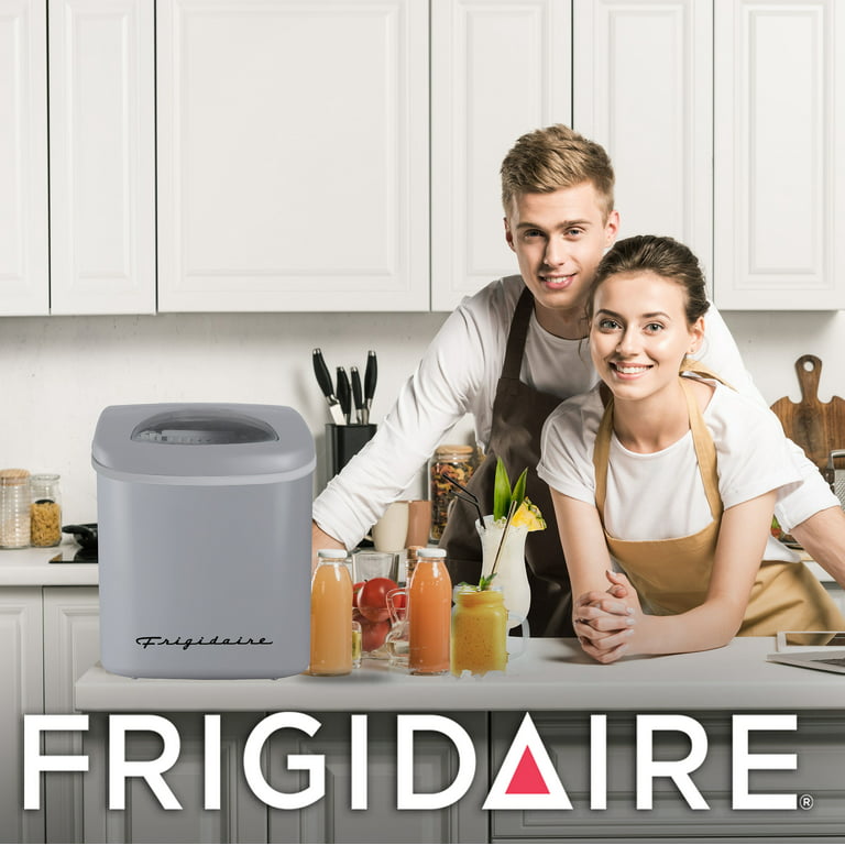 Frigidaire 26 lbs. Freestanding Ice Maker in Silver