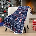 thumbnail image 2 of Manta navideña con diseño de sherpa Blanket PAVILIA, 127 x 152 cm, color azul, 2 of 9