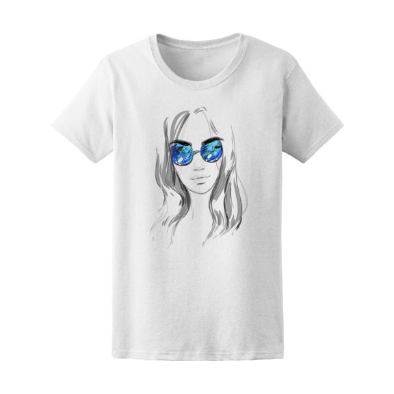 Beautiful Fashion Hipster Lady Tee Women's -Image by Shutterstock