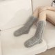 thumbnail image 3 of Calcetines calentados para pies para niños en otoño e invierno, calcetines cálidos de terciopelo grueso para adultos para dormir, 3 of 4