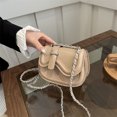thumbnail image 2 of Bolso pequeño de moda simple con textura de color sólido, bolso de cadena para mujer, primavera 2025, nuevo bolso bandolera tipo sillín con todo incluido, 2 of 5
