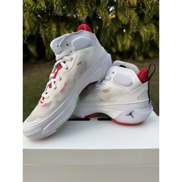 Ni - ke Ni - ke Air Jordan XXXVII 37 White Red Basketball Shoes DD7421-160 Size 7Y