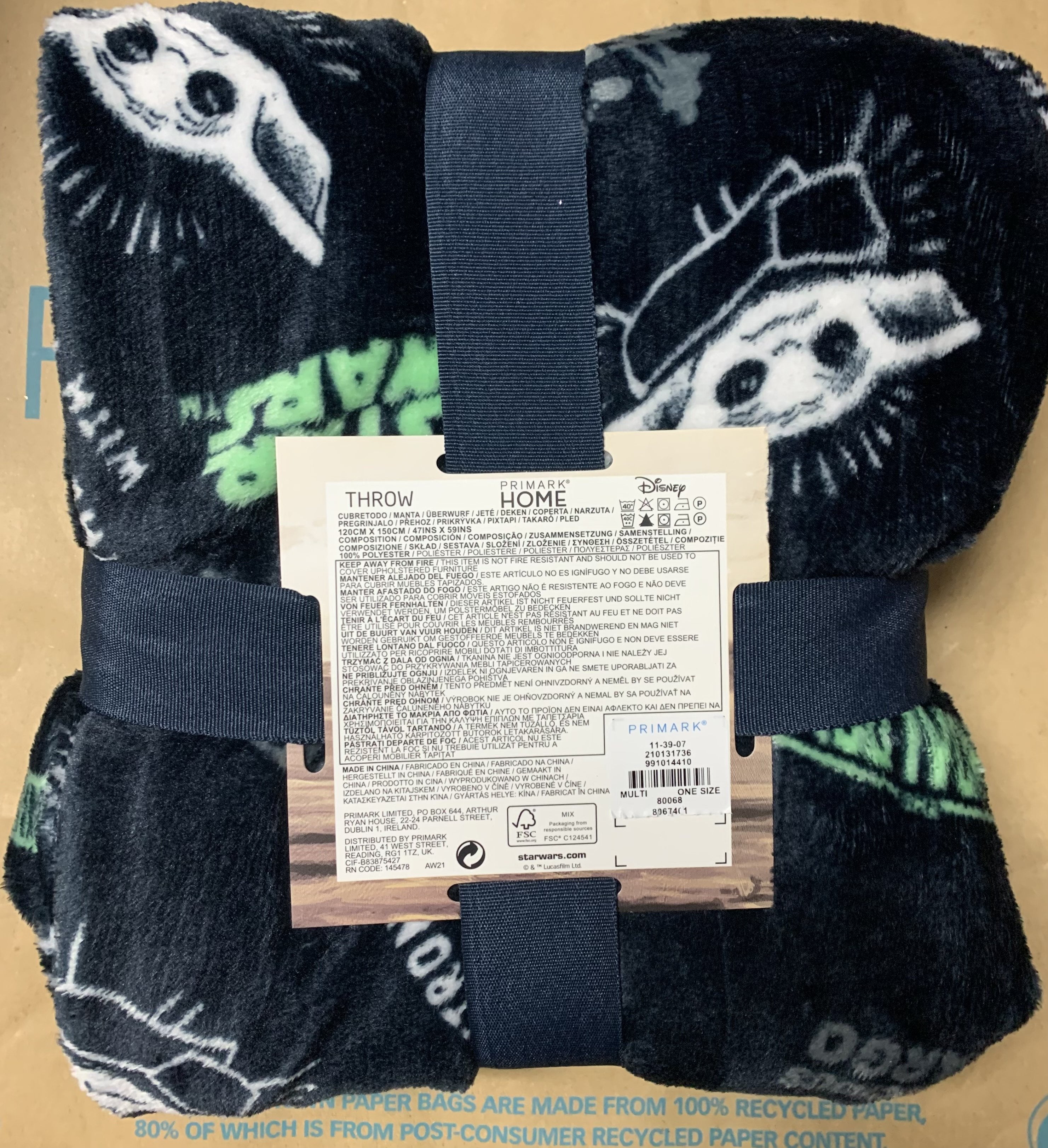 Disney Star Wars The Mandalorian The Child Baby Yoda Plush Travel Throw Blanket