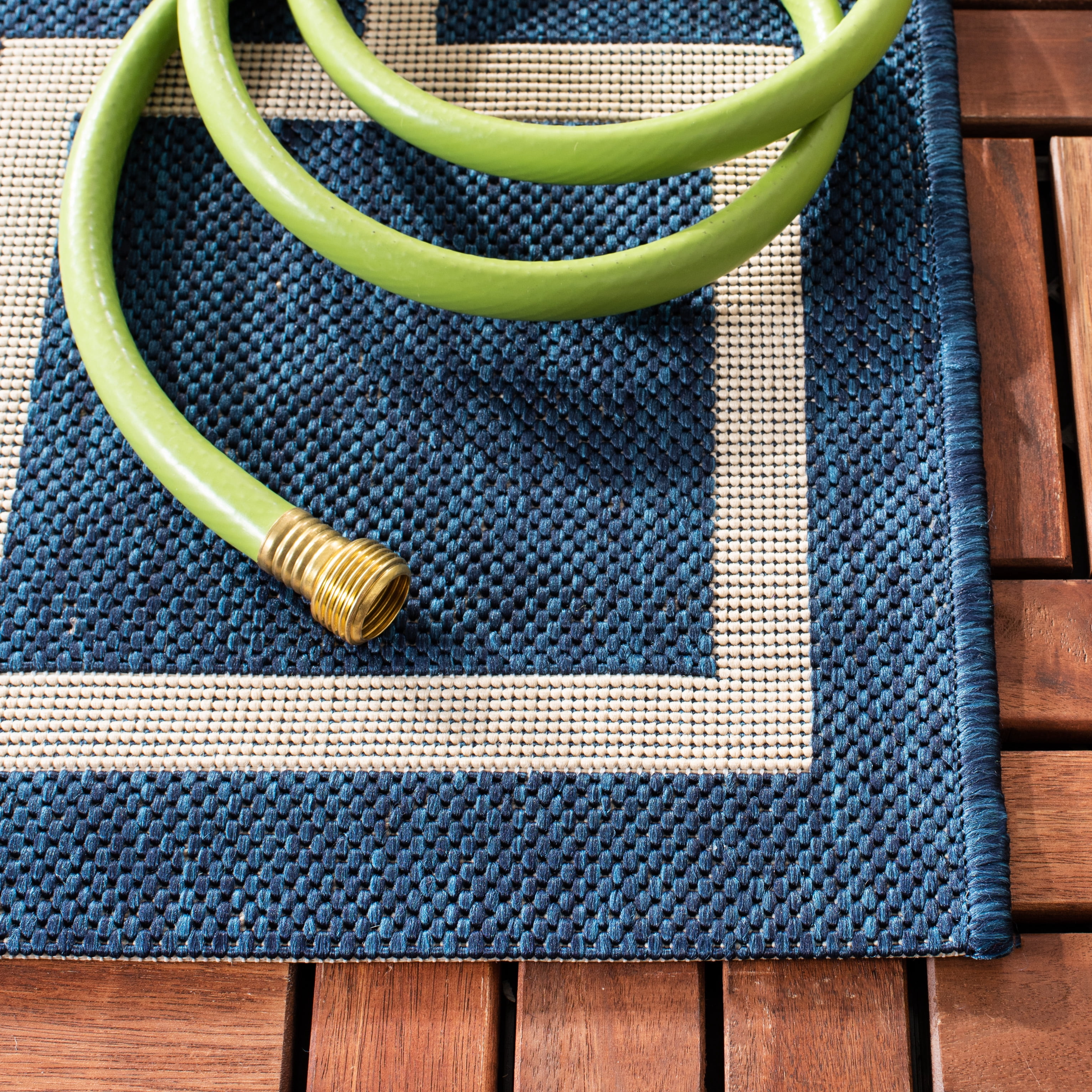 Safavieh Courtyard Archimedes Geometric Indoor/Outdoor Area Rug, Navy/Beige, 6'7" x 9'6"