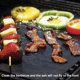 thumbnail image 3 of Alfombrillas para parrilla de barbacoa Cateissary almohadillas antiadherentes para hornear horno reutilizable resistente al calor 2 piezas color Cobre, 3 of 6