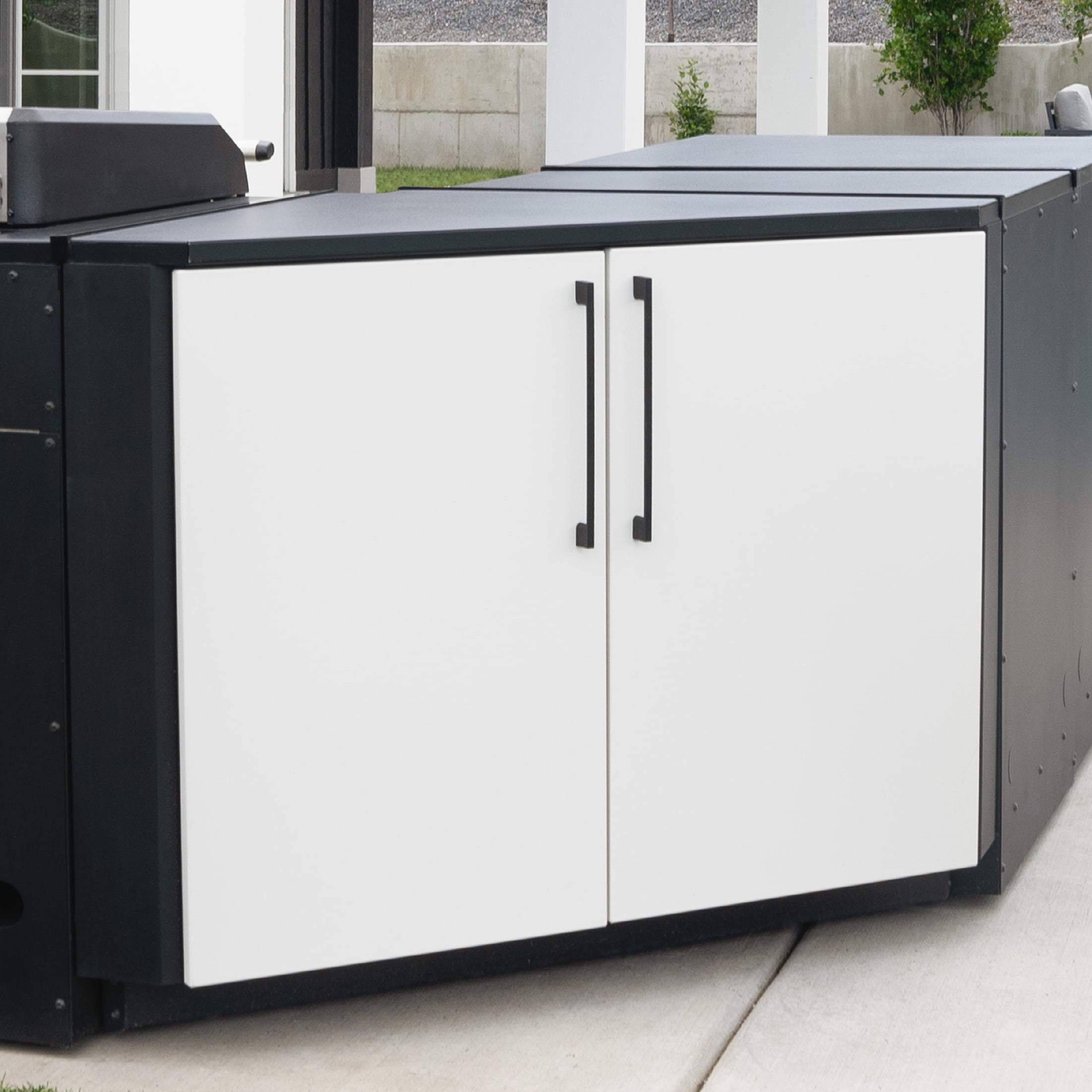 Blackstone Built-In Outdoor Kitchen 39" Corner Cabinet Module