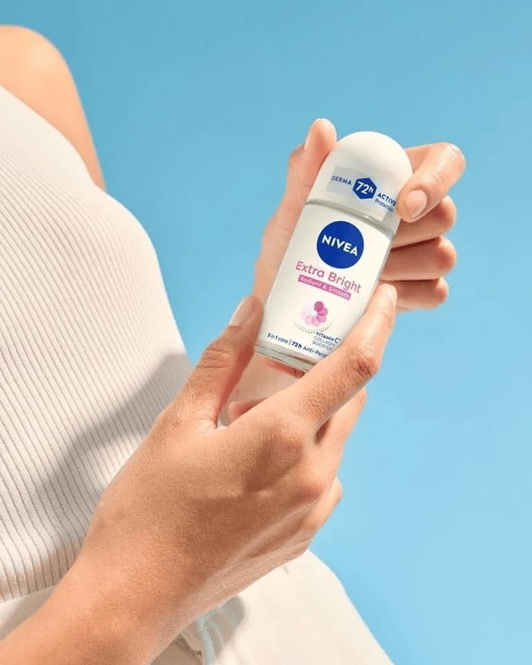 Nivea Extra Bright Roll On Deodorant with Vitamin C Collagen Booster - Alcohol-Free, 72HR Odor Protection, Smooth & Bright Skin, 50ml, 1.69oz, Pack of 12