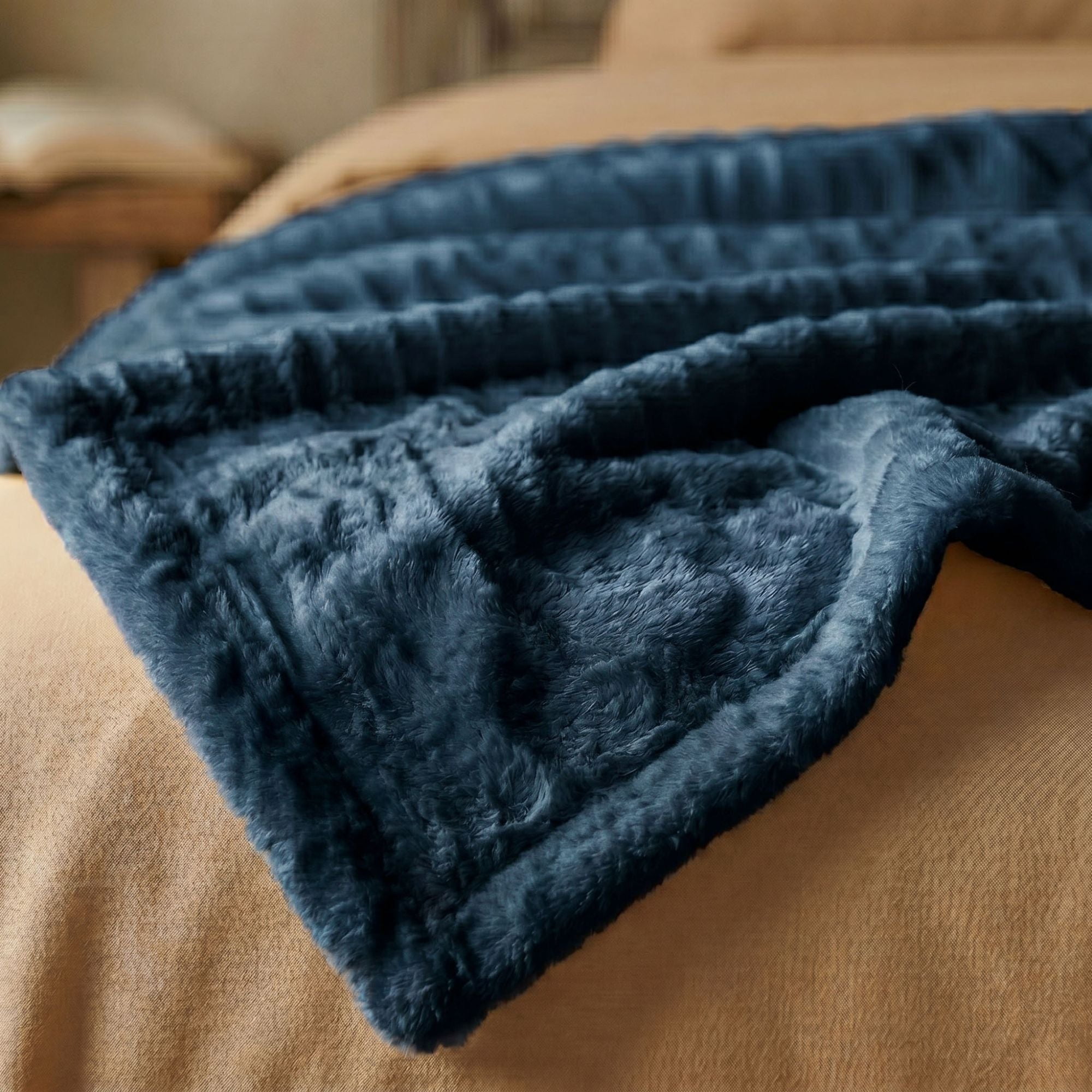 Superior Kacey Ribbed Fluffy Fleece Blanket, Twin Size, Navy Blue