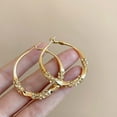 thumbnail image 3 of Pendientes de aro de circonita para mujer | Aros Huggie de circonita cúbica | Pendientes de aleación ligeros para uso diario | Joyería hipoalergénica para orejas sensibles, 3 of 7