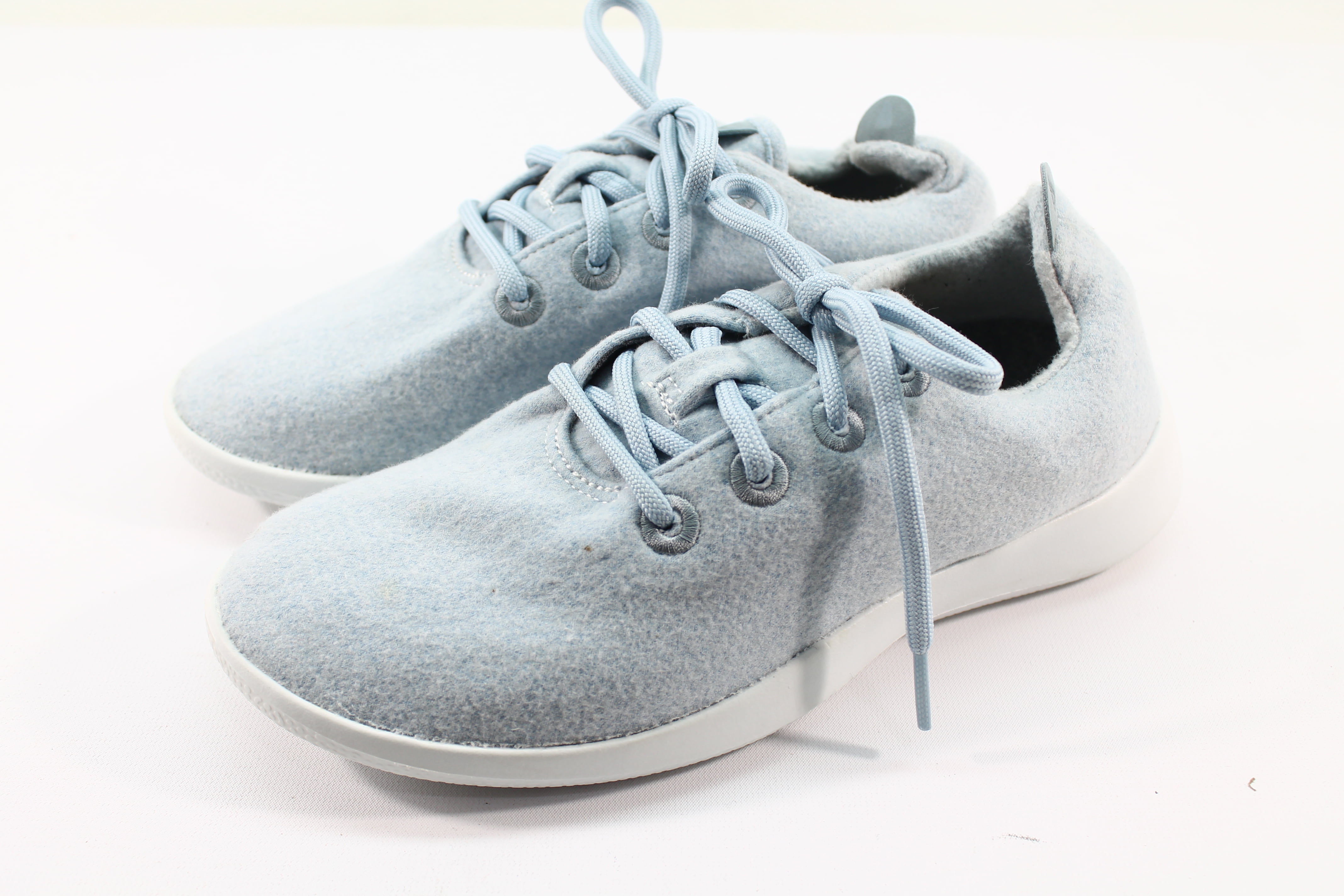 blue allbirds
