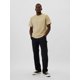 thumbnail image 2 of Playera GAP para hombre con bolsillo, caqui, XS, 2 of 4