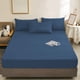 thumbnail image 4 of Sábana bajera ajustable de 200x180 cm,color azul marino,juego de 3 piezas para colchón de cama doble,con tejido elástico suave y antideslizante para mayor protección del colchón. Rkxzt, 4 of 8