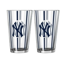 Logo Brands New York Yankees Two-Piece 16oz. Striped Pint Glass Set