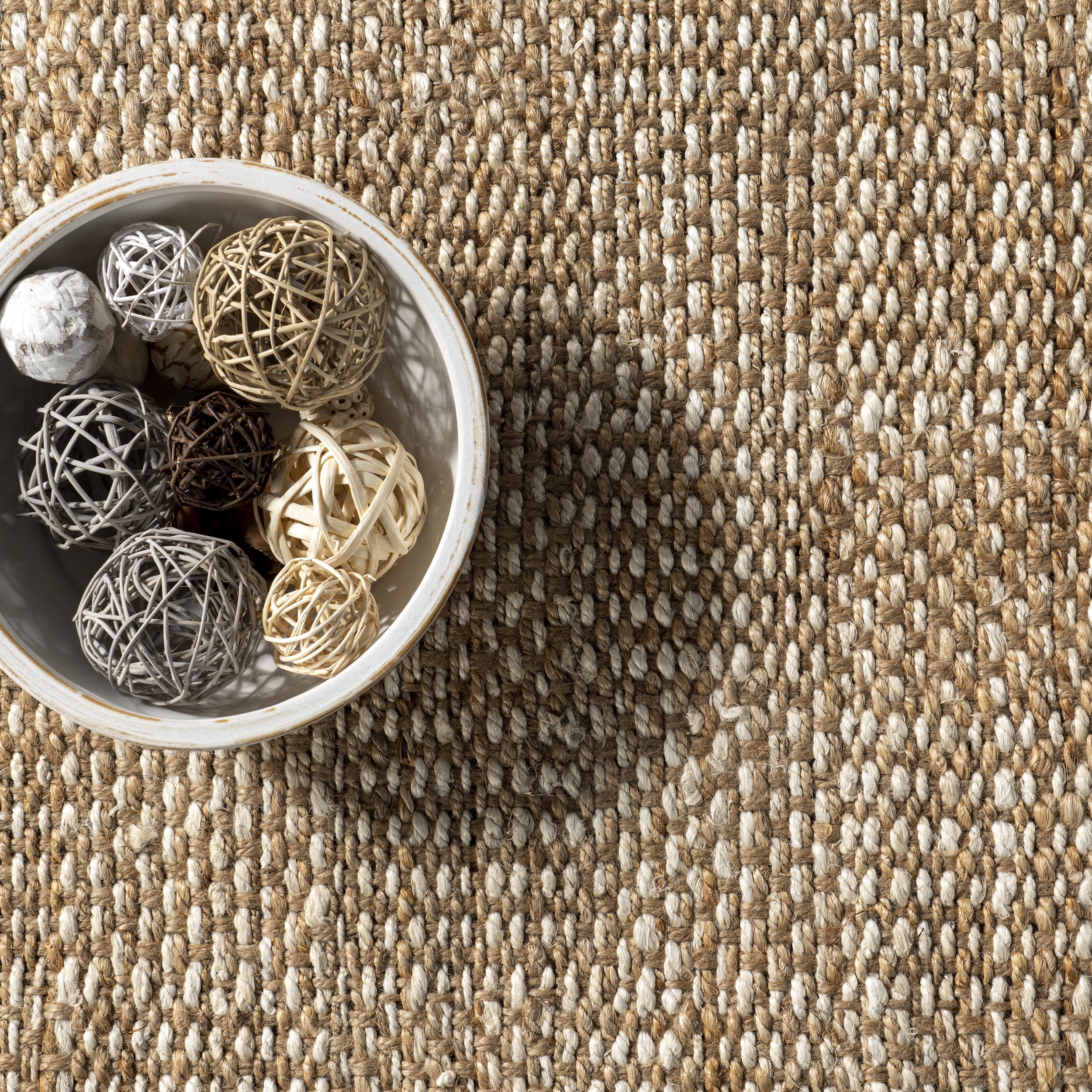 nuLOOM Suchin Casual Woven Jute Tassel Area Rug, 5' x 8', Natural