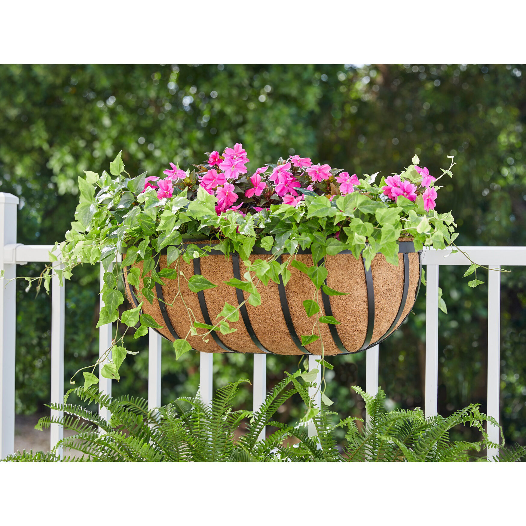 Brylanehome 24 Inch Hanging English Horse Trough Planter, Black