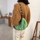 thumbnail image 4 of Bolsa Bandolera de hombro de felpa de otoño para mujer, cadena sólida, vagabundo para axilas (verde) JShteea Para Estrenar, 4 of 7