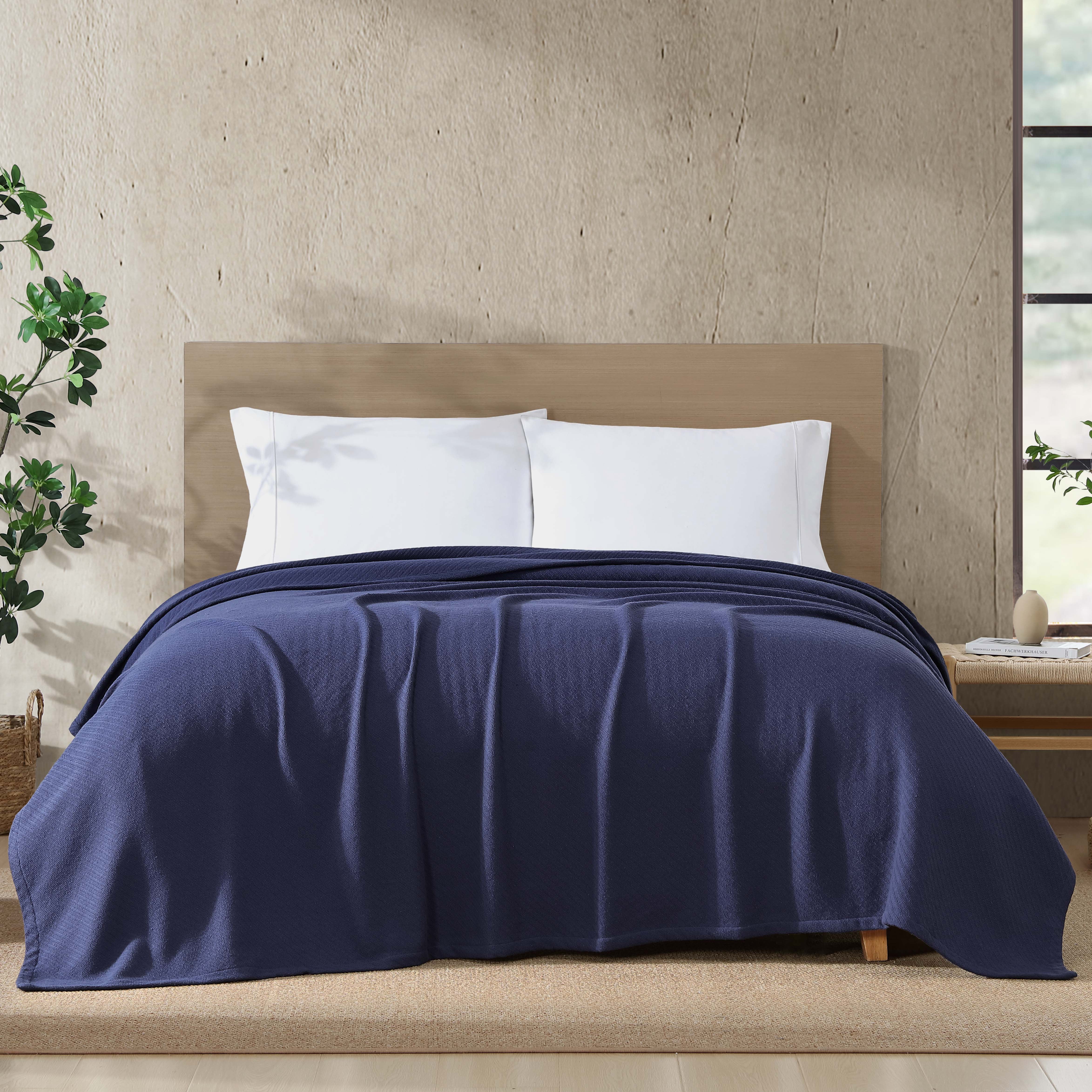 Beatrice Home Fashions, GOTS Organic Cotton Blanket, King, Navy Blue
