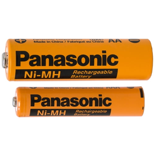 4 piles rechargeables de la marque Panasonic.